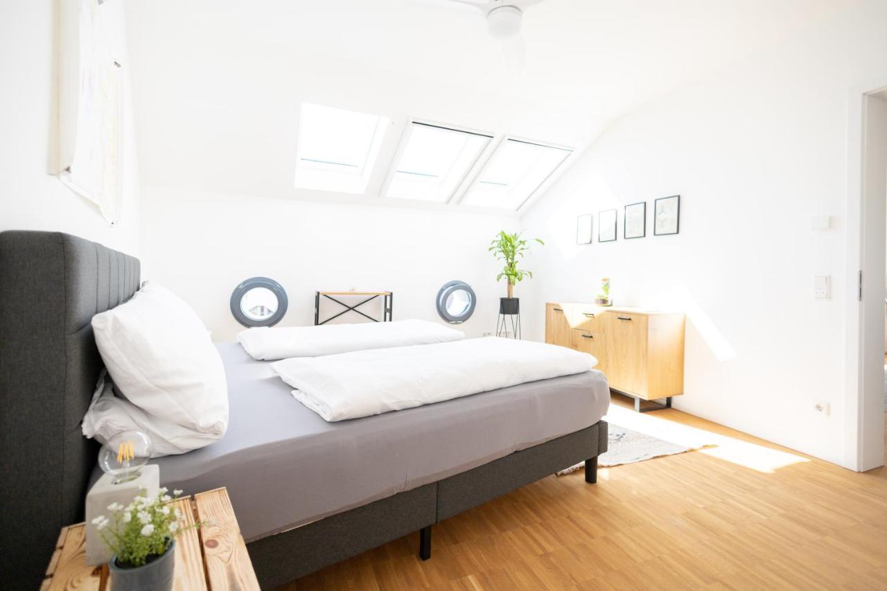 Ko-Living - Captain'S Suite - Altstadt - Mit Kueche, Smart Tv & Balkon - 6P Halle  ภายนอก รูปภาพ